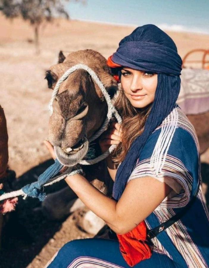 Luxury Desert Camp Мерцуга Екстериор снимка