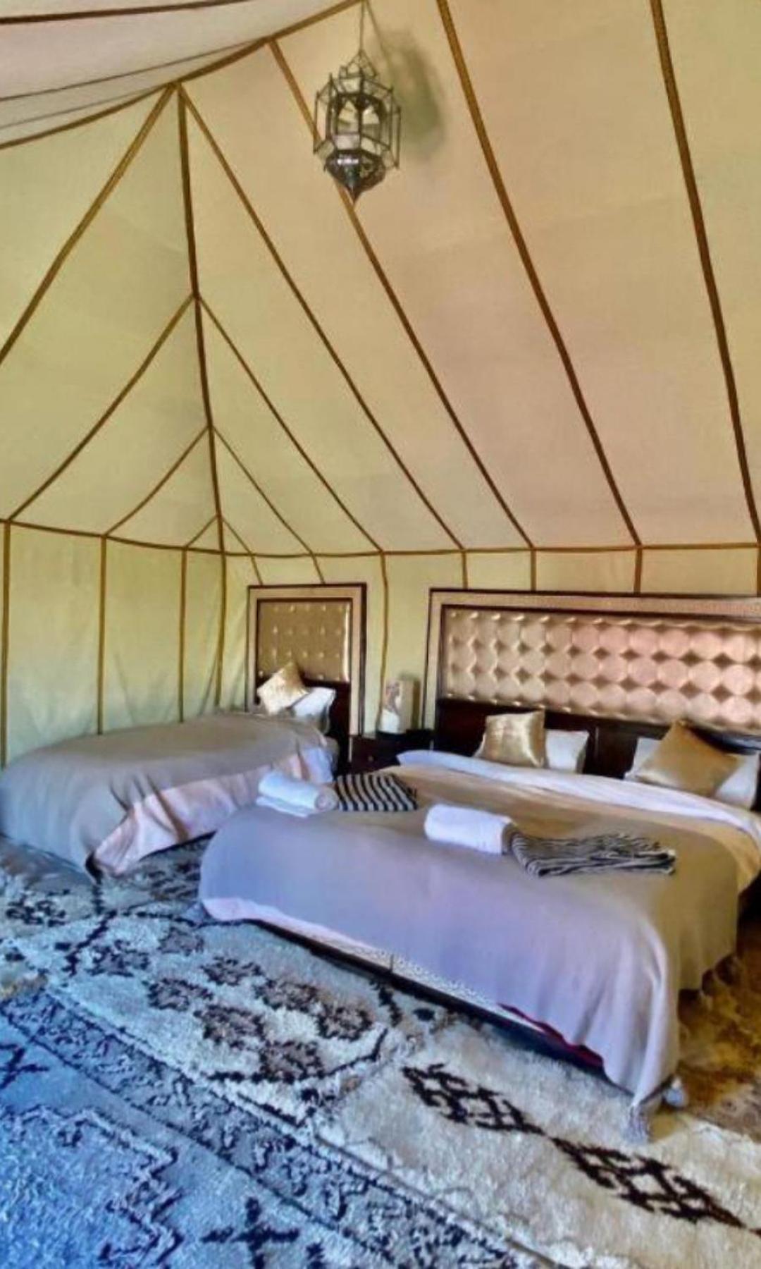 Luxury Desert Camp Hotel Мерцуга Екстериор снимка