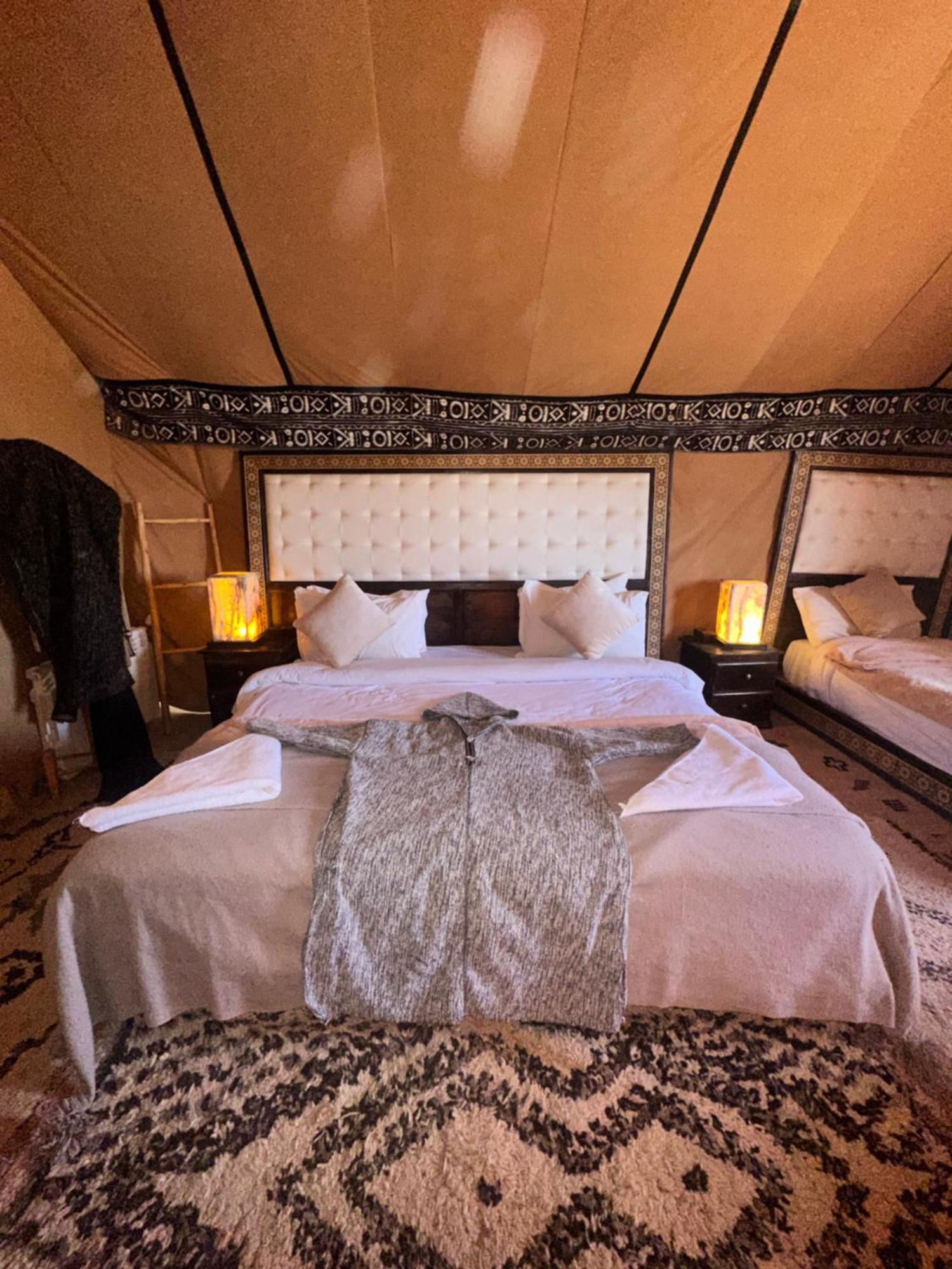 Luxury Desert Camp Hotel Мерцуга Екстериор снимка