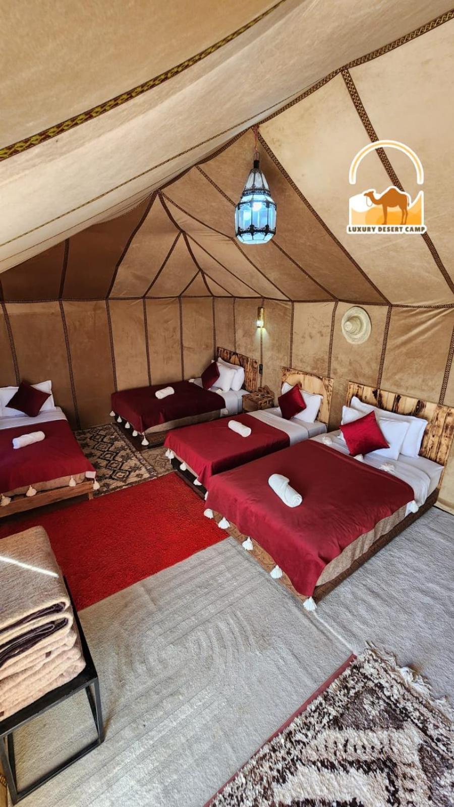 Luxury Desert Camp Мерцуга Екстериор снимка
