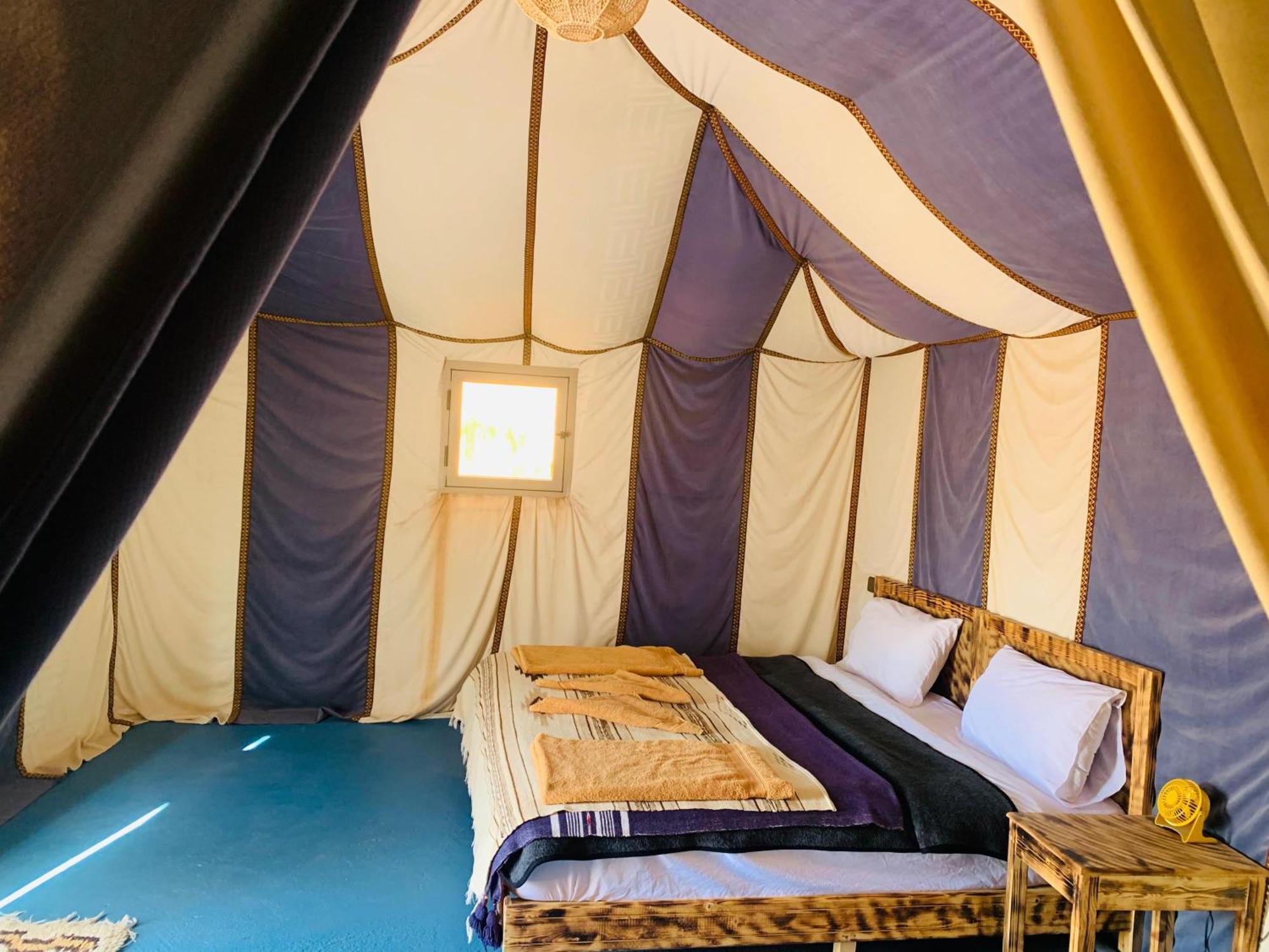 Luxury Desert Camp Мерцуга Екстериор снимка
